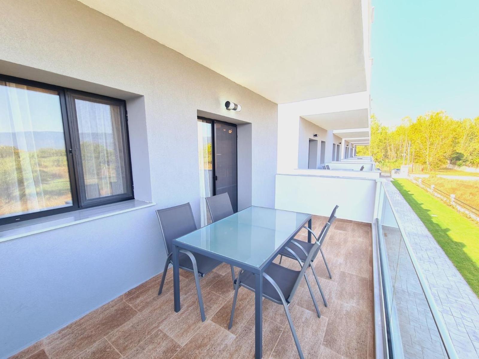 Agivo Aparthotel Stavros  Ngoại thất bức ảnh
